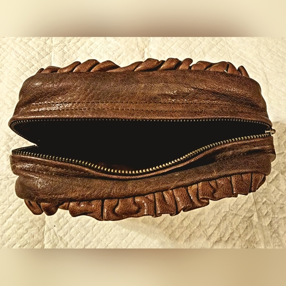 Treesje Brown leather with ruffle makeup bag pouch - Picture 8 of 9